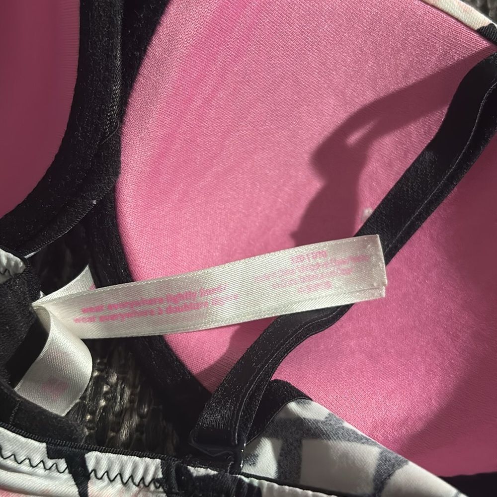 PINK Victoria's secret wear everywhere lightly lined bras - Picture 5 of 13